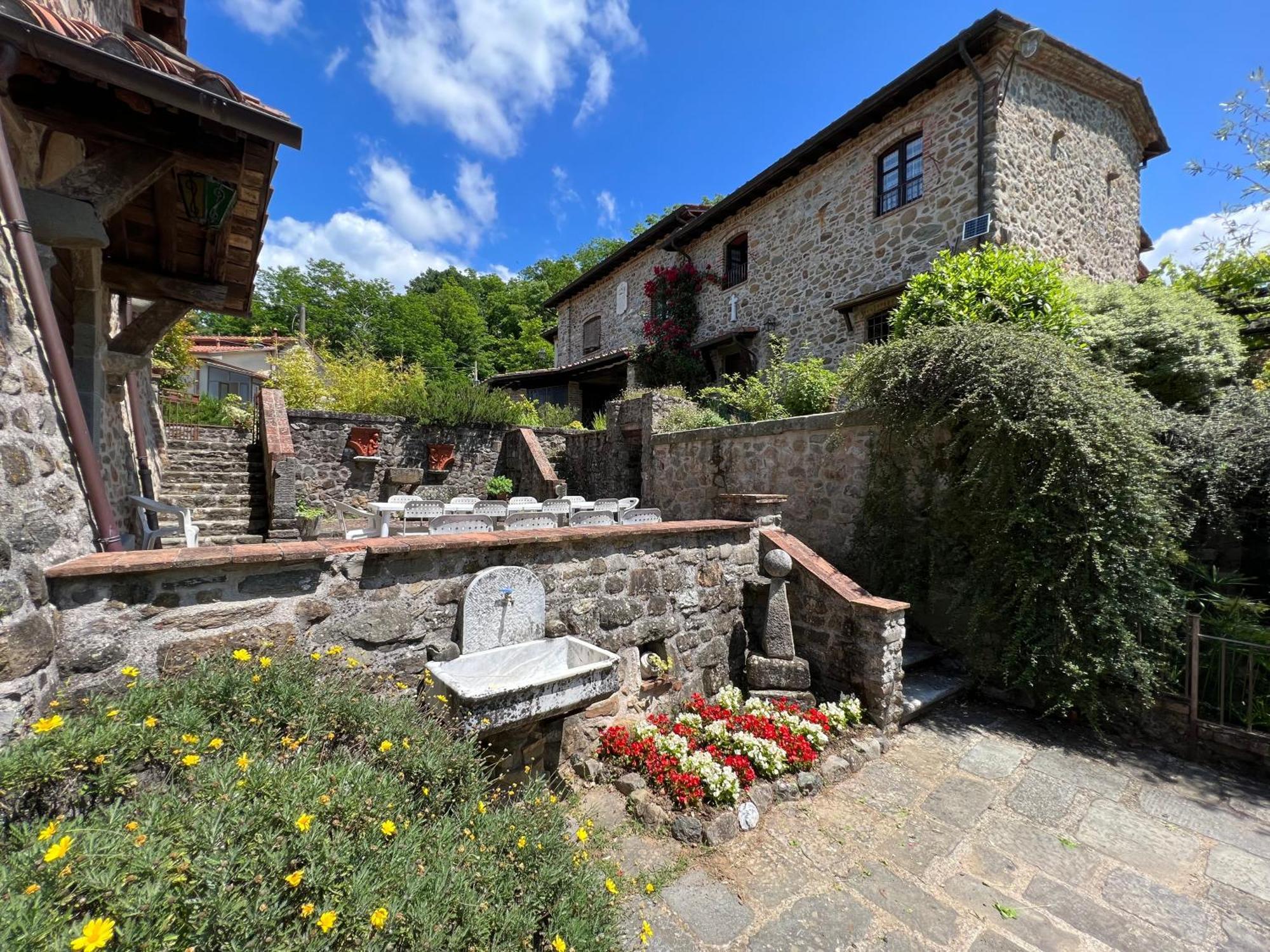Podere Beatrice 20 Pax By Villasretreats Bardine di San Terenzo Exterior foto