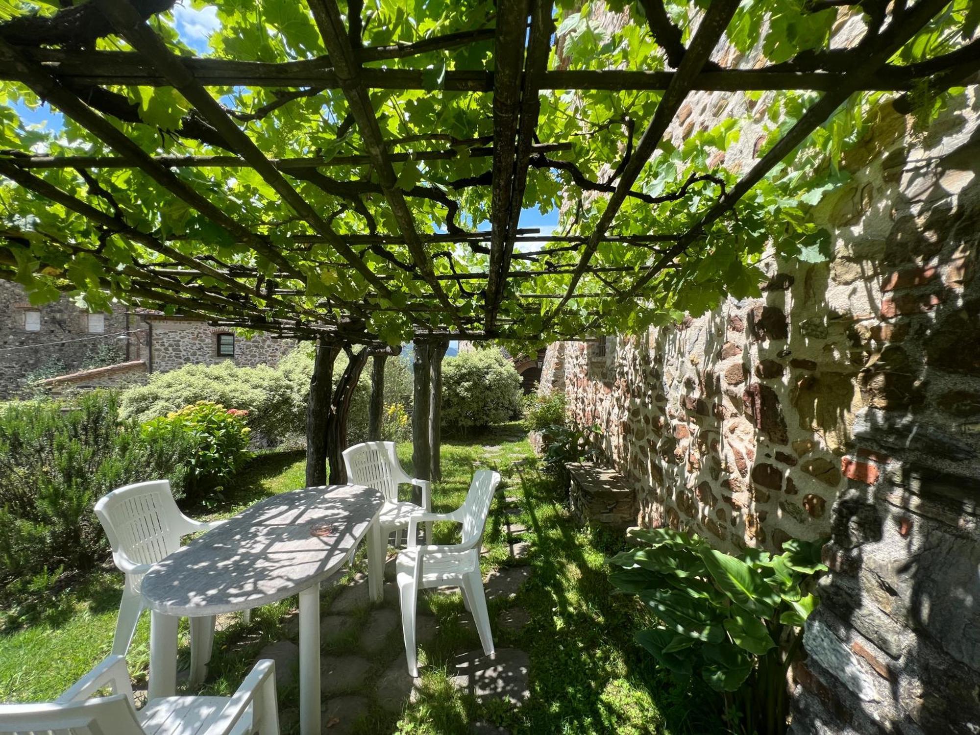 Podere Beatrice 20 Pax By Villasretreats Bardine di San Terenzo Exterior foto