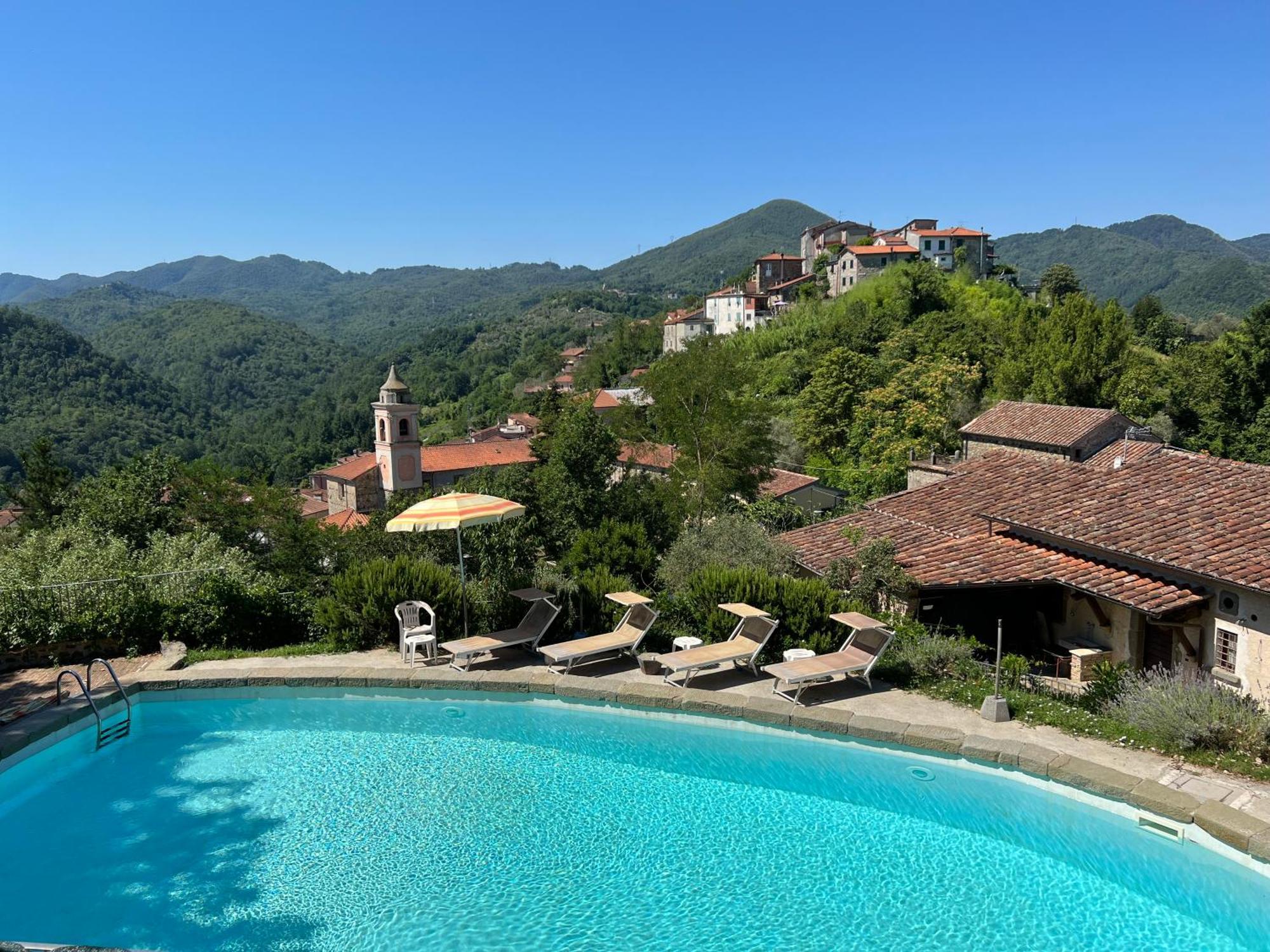 Podere Beatrice 20 Pax By Villasretreats Bardine di San Terenzo Exterior foto
